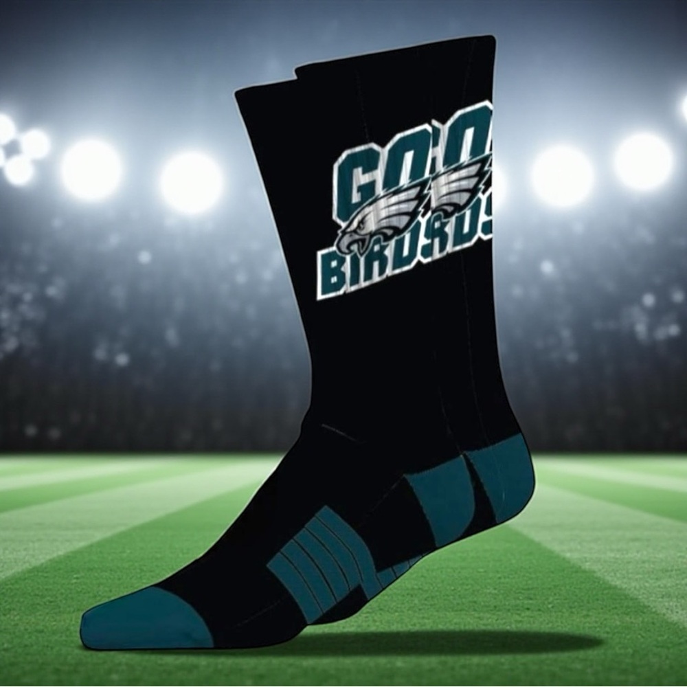 New Philadelphia Eagles “GO BIRDS” Crew Socks! UNISEX!
M=8/12 & W=9.5-13.5